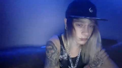 Snapshot of altboy010 chatting on 16, 9, 2025 altboy010 online show from 16, 9, 2025