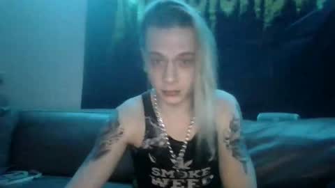 Snapshot of altboy010 chatting on 2, 4, 2026 altboy010 online show from 2, 4, 2026