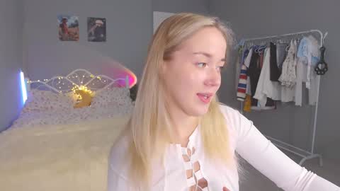 Amelia NEXT STREAM  online show from 13, 12, 2024