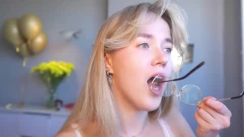 Amelia NEXT STREAM  online show from 2, 5, 2026