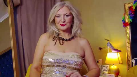 Alura Jenson online show from 25, 11, 2025