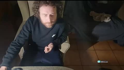 Snapshot of alvarooo1111 chatting on 12, 11, 2025 Balearicsex11 online show from 12, 11, 2025