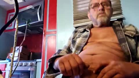 alwayshard4u1 online show from 18, 4, 2026