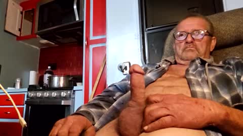 alwayshard4u1 online show from 27, 4, 2026