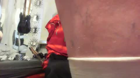 Snapshot of alwaysniceguy2 chatting on 28, 11, 2025 HoneyMelonGuy online show from 28, 11, 2025