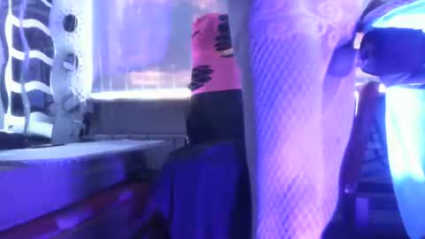 Snapshot of alwaysniceguy2 chatting on 29, 11, 2025 HoneyMelonGuy online show from 29, 11, 2025