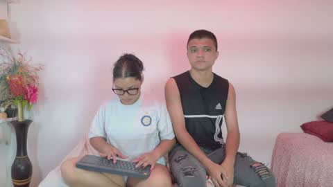 aly_n_sebas online show from 22, 7, 2026