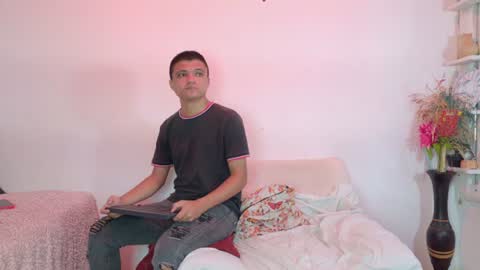 aly_n_sebas online show from 25, 7, 2026