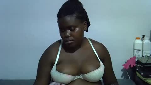 Snapshot of alyabeiby chatting on 18, 9, 2025 alyabeiby online show from 18, 9, 2025