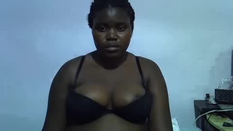 Snapshot of alyabeiby chatting on 28, 9, 2025 alyabeiby online show from 28, 9, 2025