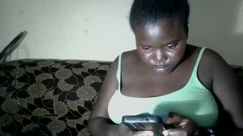 Snapshot of alyabeiby chatting on 8, 10, 2025 alyabeiby online show from 8, 10, 2025