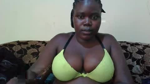 Snapshot of alyabeiby chatting on 18, 10, 2025 alyabeiby online show from 18, 10, 2025