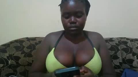 Snapshot of alyabeiby chatting on 20, 10, 2025 alyabeiby online show from 20, 10, 2025