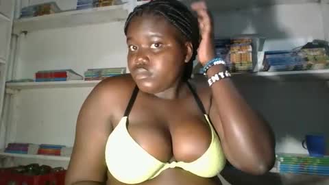 Snapshot of alyabeiby chatting on 25, 10, 2025 alyabeiby online show from 25, 10, 2025