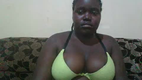 Snapshot of alyabeiby chatting on 13, 11, 2025 alyabeiby online show from 13, 11, 2025