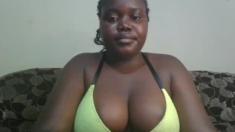 Snapshot of alyabeiby chatting on 14, 11, 2025 alyabeiby online show from 14, 11, 2025