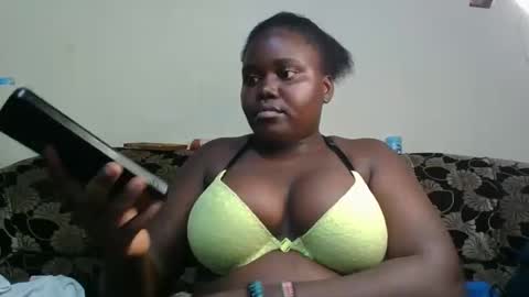 Snapshot of alyabeiby chatting on 14, 12, 2025 alyabeiby online show from 14, 12, 2025