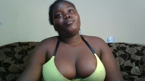 Snapshot of alyabeiby chatting on 15, 12, 2025 alyabeiby online show from 15, 12, 2025