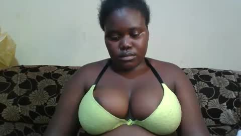 Snapshot of alyabeiby chatting on 16, 12, 2025 alyabeiby online show from 16, 12, 2025