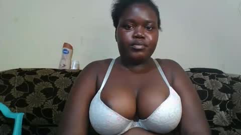 Snapshot of alyabeiby chatting on 21, 12, 2025 alyabeiby online show from 21, 12, 2025