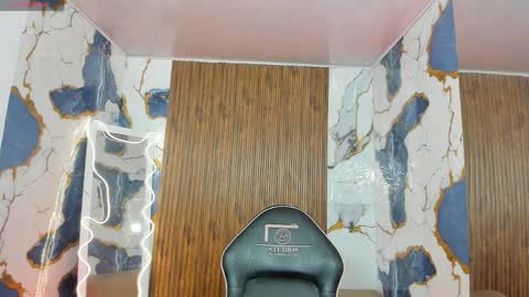 ALYCE  online show from 6, 4, 2026