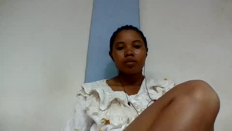 Snapshot of alydie7 chatting on 4, 7, 2026 alydie7 online show from 4, 7, 2026