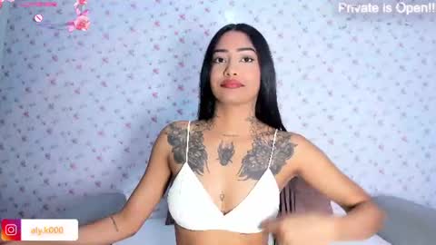 Snapshot of alykas chatting on 26, 6, 2026 Aly online show from 26, 6, 2026