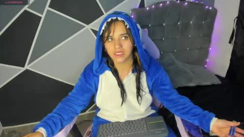 alysa magic online show from 22, 4, 2026