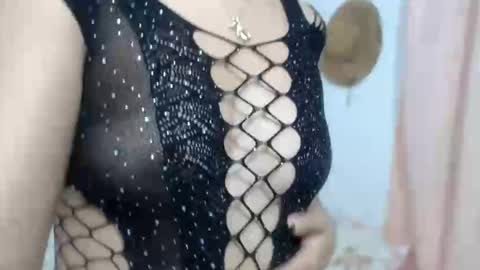 Snapshot of alyson0001 chatting on 5, 2, 2025 allyson online show from 5, 2, 2025