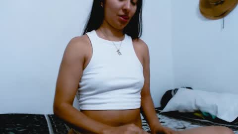 Snapshot of alyson0001 chatting on 14, 2, 2025 allyson online show from 14, 2, 2025