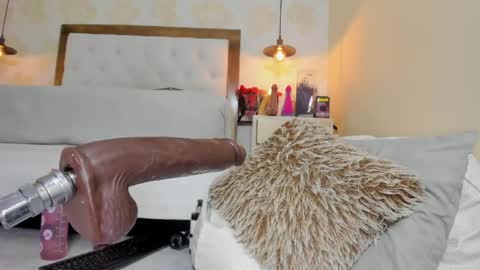 alysonjackson online show from 25, 4, 2026