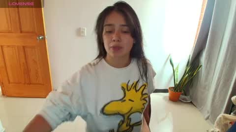 alyssia wolds online show from 14, 4, 2026