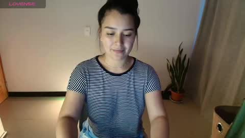 alyssia wolds online show from 15, 4, 2026