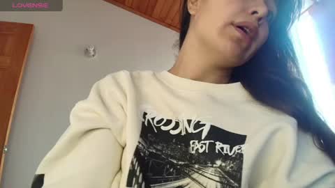 alyssia wolds online show from 16, 4, 2026