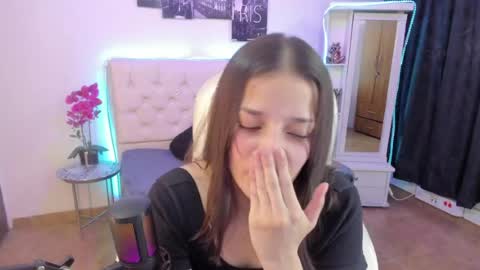 Snapshot of amaia_daniells chatting on 21, 5, 2026 B I A N C A online show from 21, 5, 2026