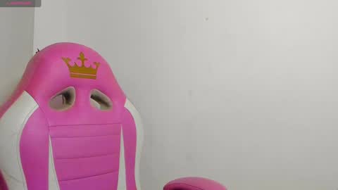 Snapshot of amaia_mendoza chatting on 21, 12, 2024 Amaia Mendoza online show from 21, 12, 2024