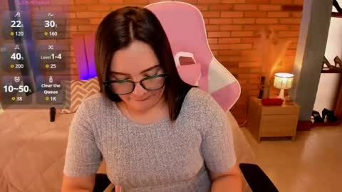 Snapshot of amaia_monet chatting on 18, 5, 2026 Hi Im AmaiaHelp me reach 100 likes online show from 18, 5, 2026