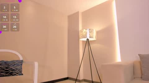 Amaia Haywood online show from 6, 3, 2025