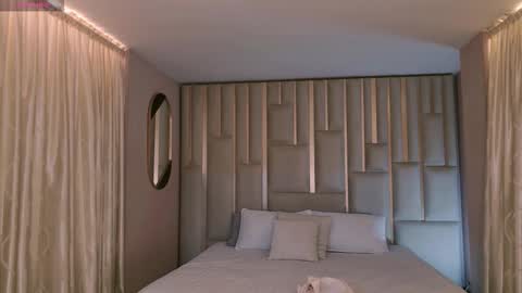 Amaia Haywood online show from 13, 1, 2026