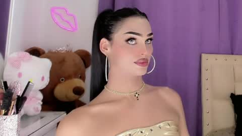 Snapshot of amal_baddel_ chatting on 15, 5, 2026 amal_baddel_ online show from 15, 5, 2026