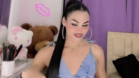 Snapshot of amal_baddel_ chatting on 17, 5, 2026 amal_baddel_ online show from 17, 5, 2026