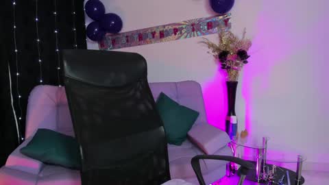 Amalia cruss online show from 31, 1, 2025