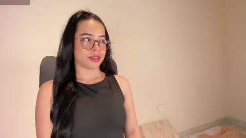 Amalia    real MIA  online show from 6, 7, 2026