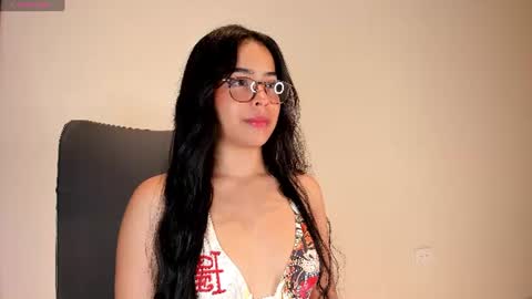 Amalia    real MIA  online show from 4, 8, 2026