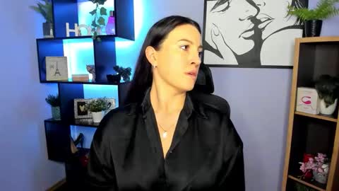 Snapshot of amanda_burn chatting on 10, 3, 2026 Amanda online show from 10, 3, 2026