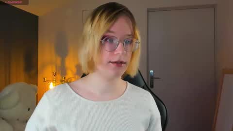 Snapshot of amanda_butlerr chatting on 25, 10, 2025 Hi im Amanda online show from 25, 10, 2025