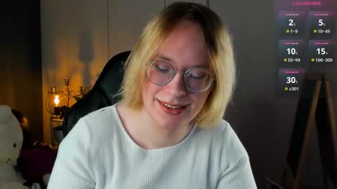 Snapshot of amanda_butlerr chatting on 5, 11, 2025 Hi im Amanda online show from 5, 11, 2025