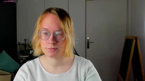 Snapshot of amanda_butlerr chatting on 23, 11, 2025 Hi im Amanda online show from 23, 11, 2025