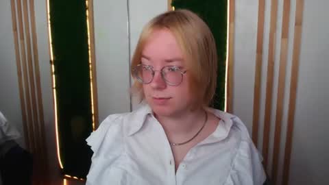 Hi im Amanda online show from 3, 7, 2026
