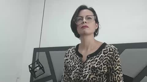 amanda_ramirez online show from 24, 4, 2026